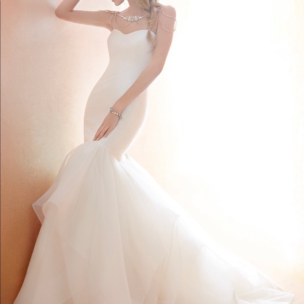 Hayley Paige Rivers Wedding Dress!!